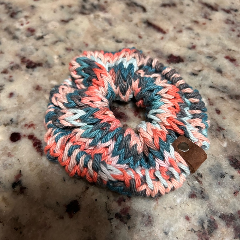 Hand Crafted knitted hair scrunchie - Picture 2 of 4